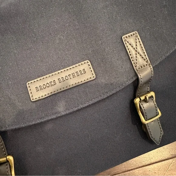 Brooks brothers messenger bag - Picture 2 of 12